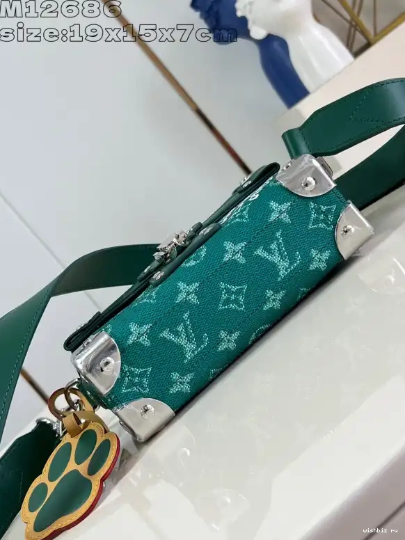 WIS Trunk-19*15*7CM LOUIS VUITTON Soul 0427
